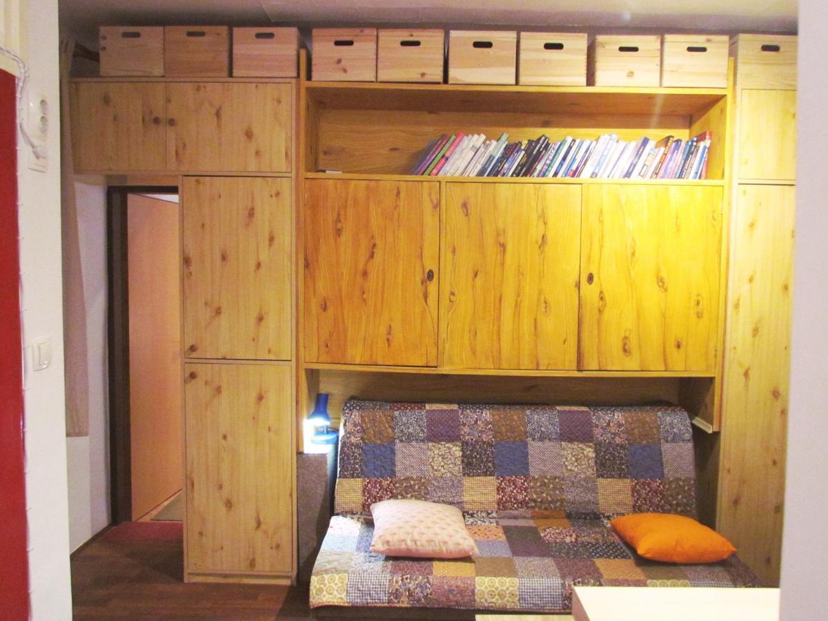 Center Studio Apartment 普拉 外观 照片